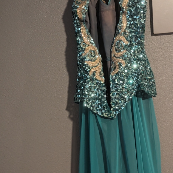 Vintage Mike Benet Formals Green Sequined/Beaded Gown Sz 8 - Picture 3 of 10